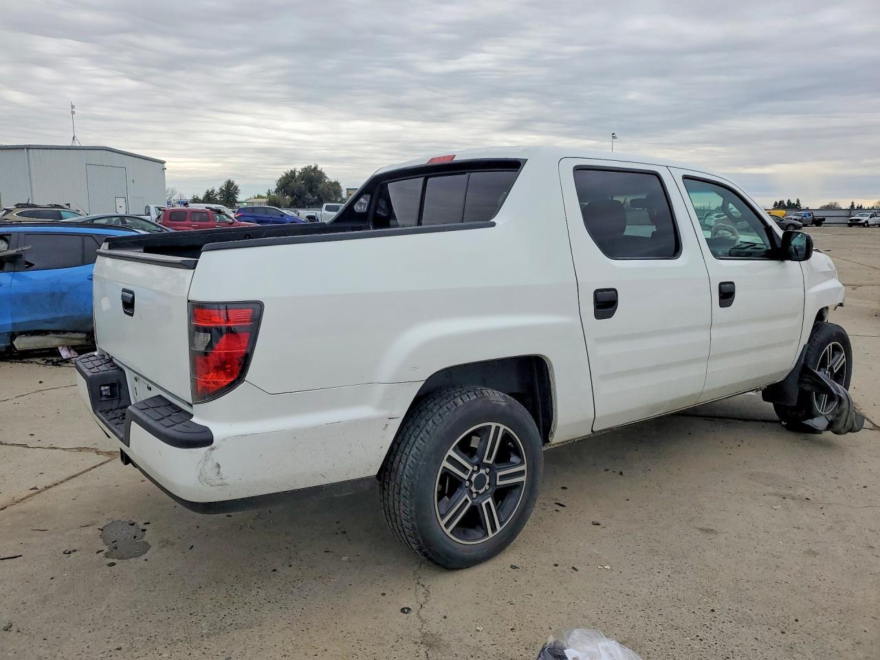 2012 Honda Ridgeline Sport - Фото 3