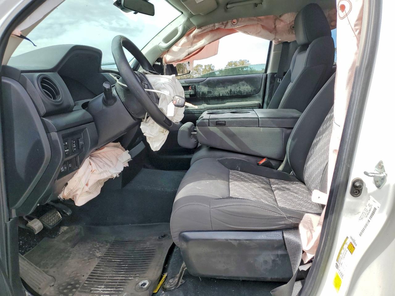 2021 Toyota Tundra Double Cab Sr - Image 7