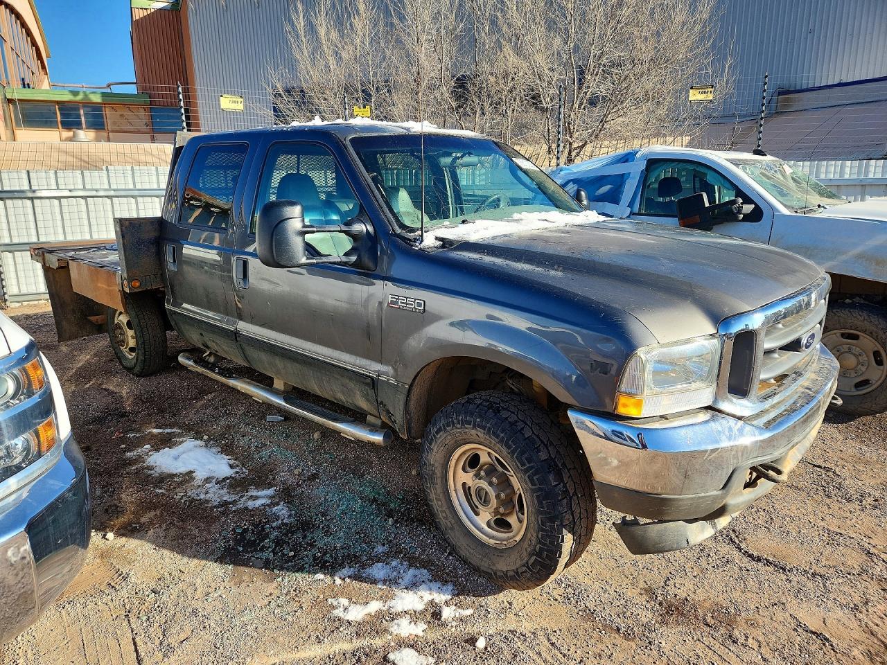 2003 Ford F250 Flatbed Truck - Фото 4