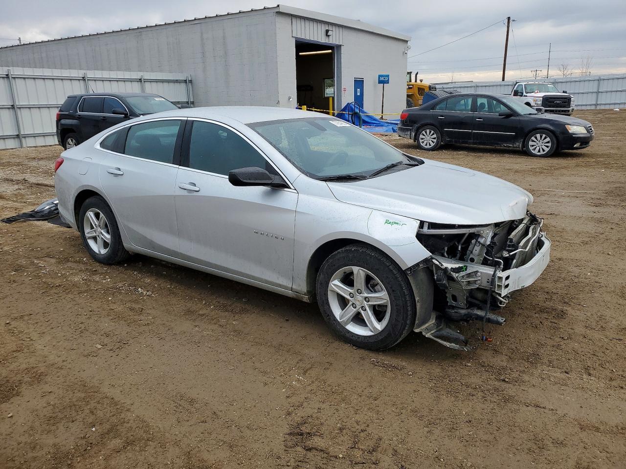 2020 Chevrolet Malibu Ls - Image 4