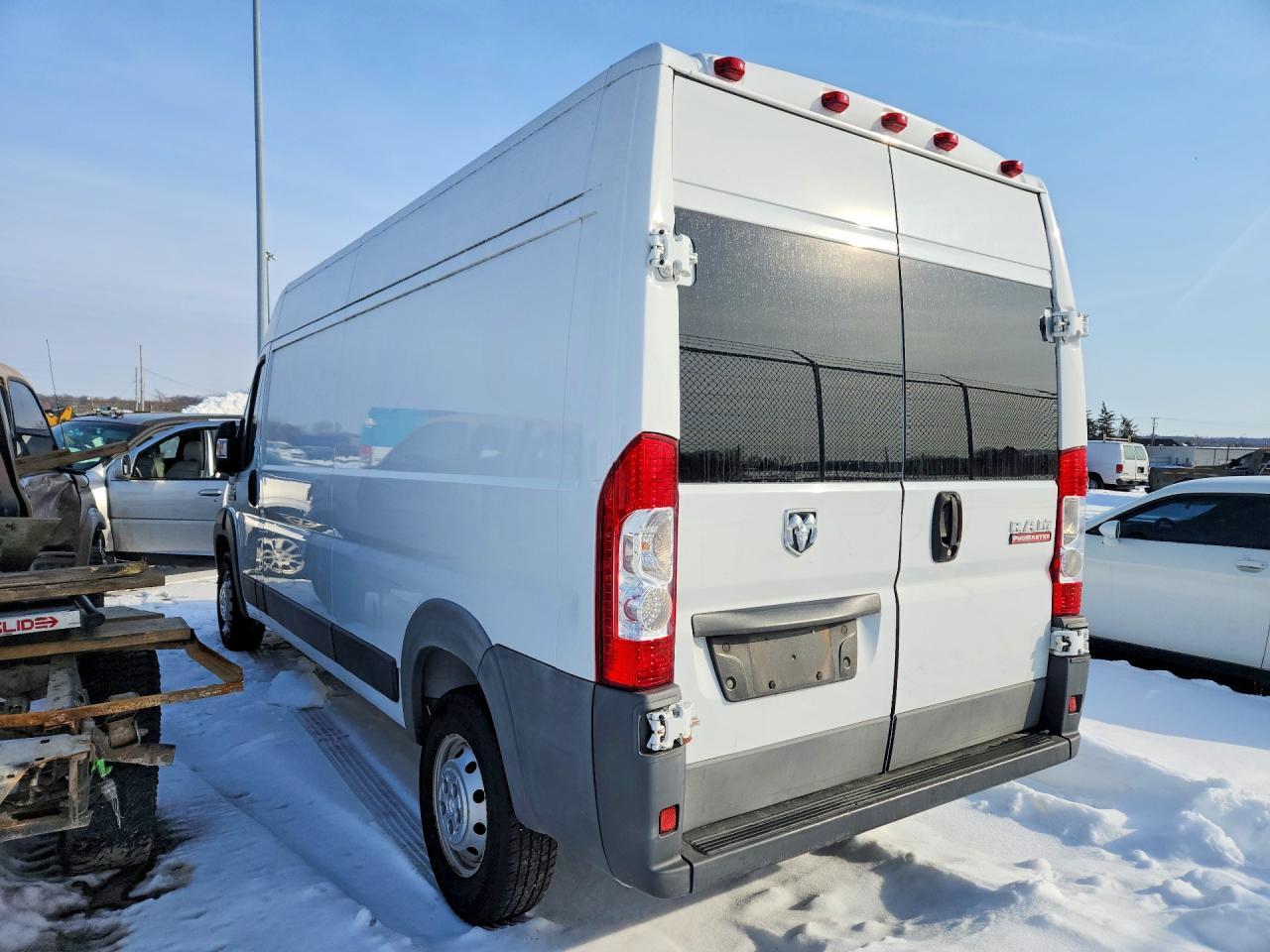 2016 Ram Promaster 2500 Delivery Van - Фото 2