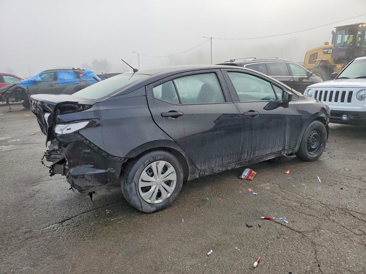 2023 Nissan Versa S - Фото 3