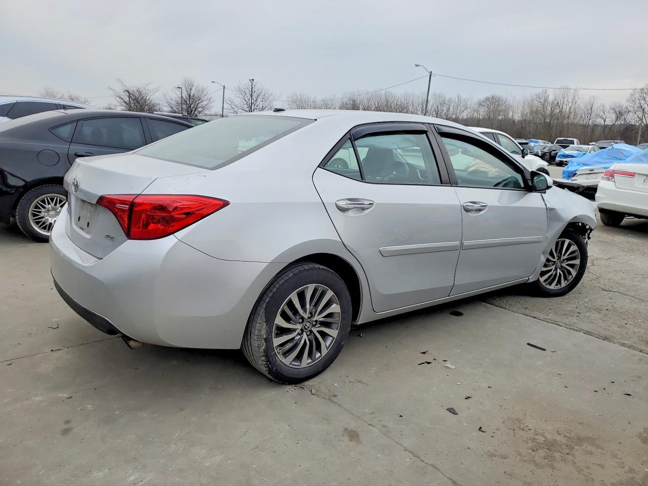 2017 Toyota Corolla Xle - Image 3