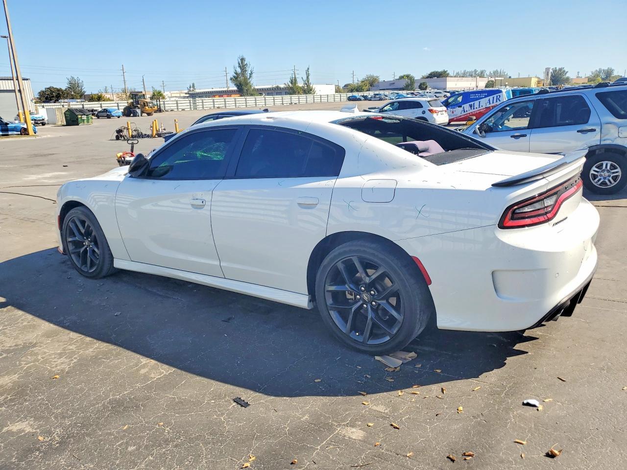 2022 Dodge Charger Gt - Image 2