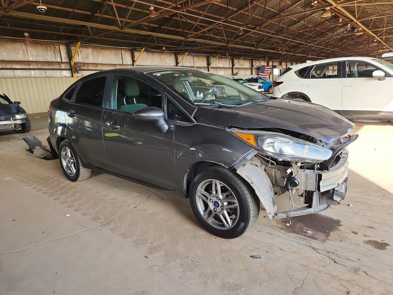 2019 Ford Fiesta Se - Image 4