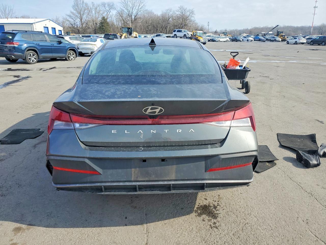 2024 Hyundai Elantra Sel - Фото 6