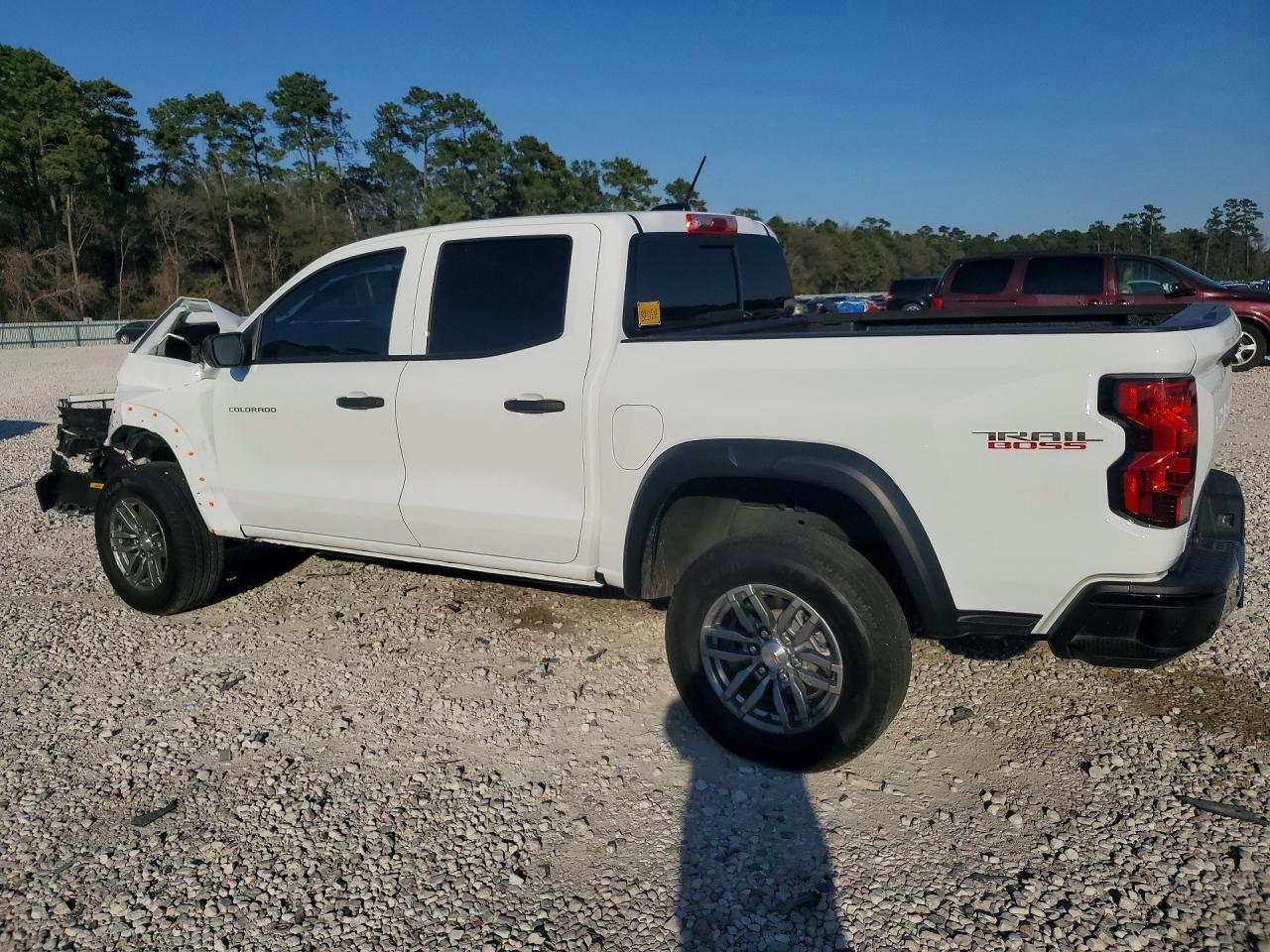 2025 Chevrolet Colorado Trail Boss - Фото 2