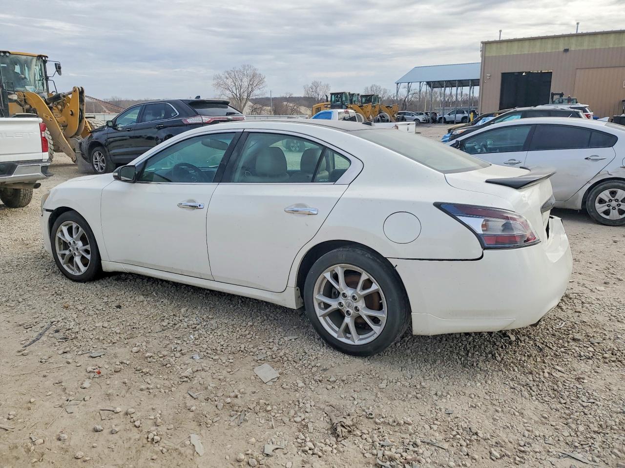 2012 Nissan Maxima 3.5 S - Фото 2