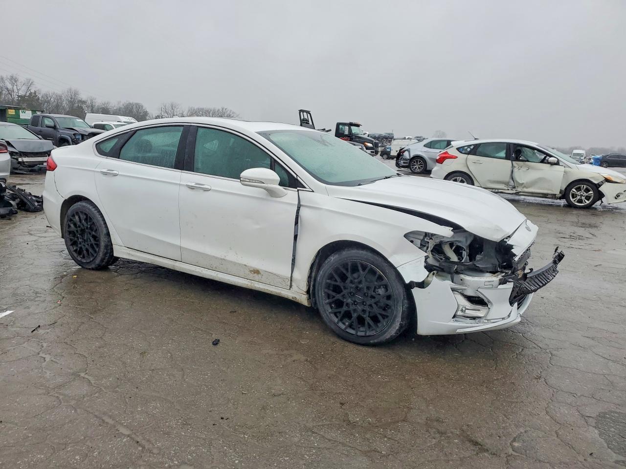 2020 Ford Fusion Titanium - Image 4