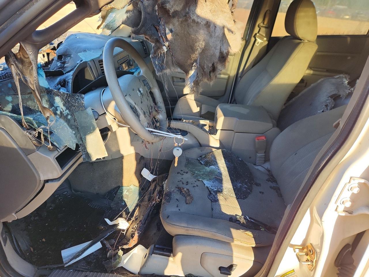 2007 Jeep Grand Cherokee Laredo - Image 7