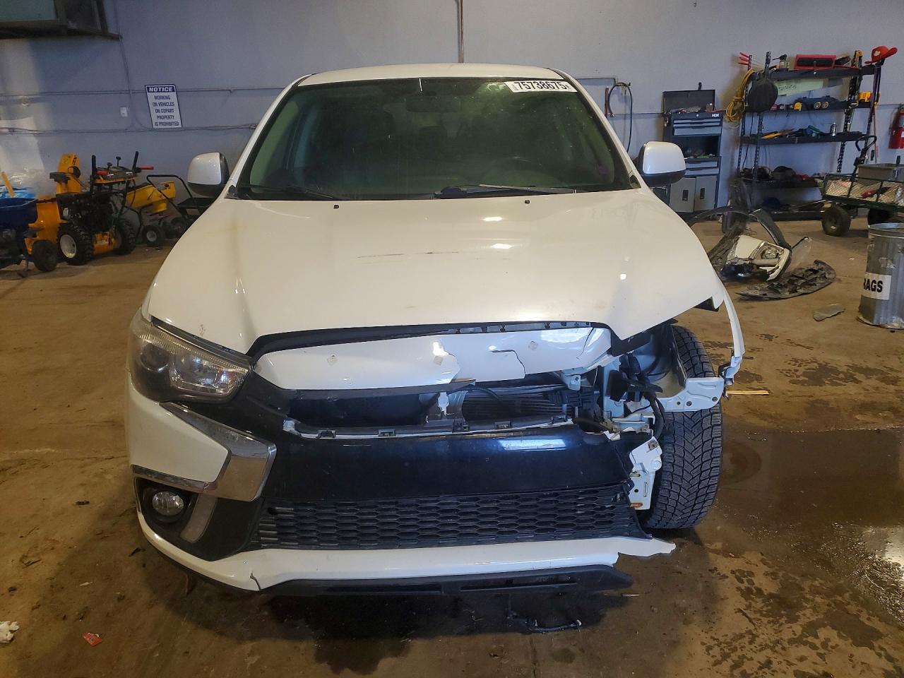 2018 Mitsubishi Rvr Se - Фото 5