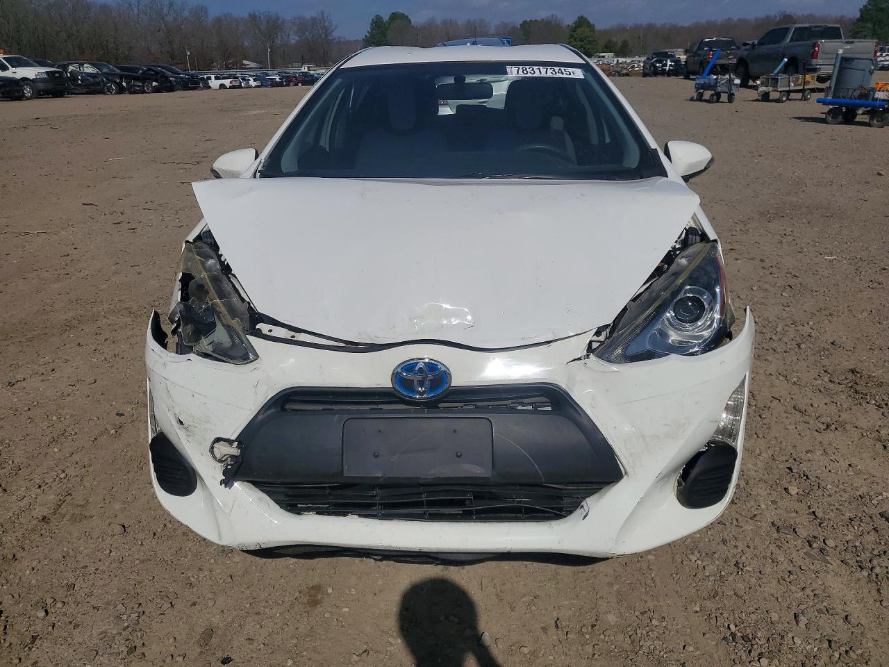 2016 Toyota Prius C - Фото 5