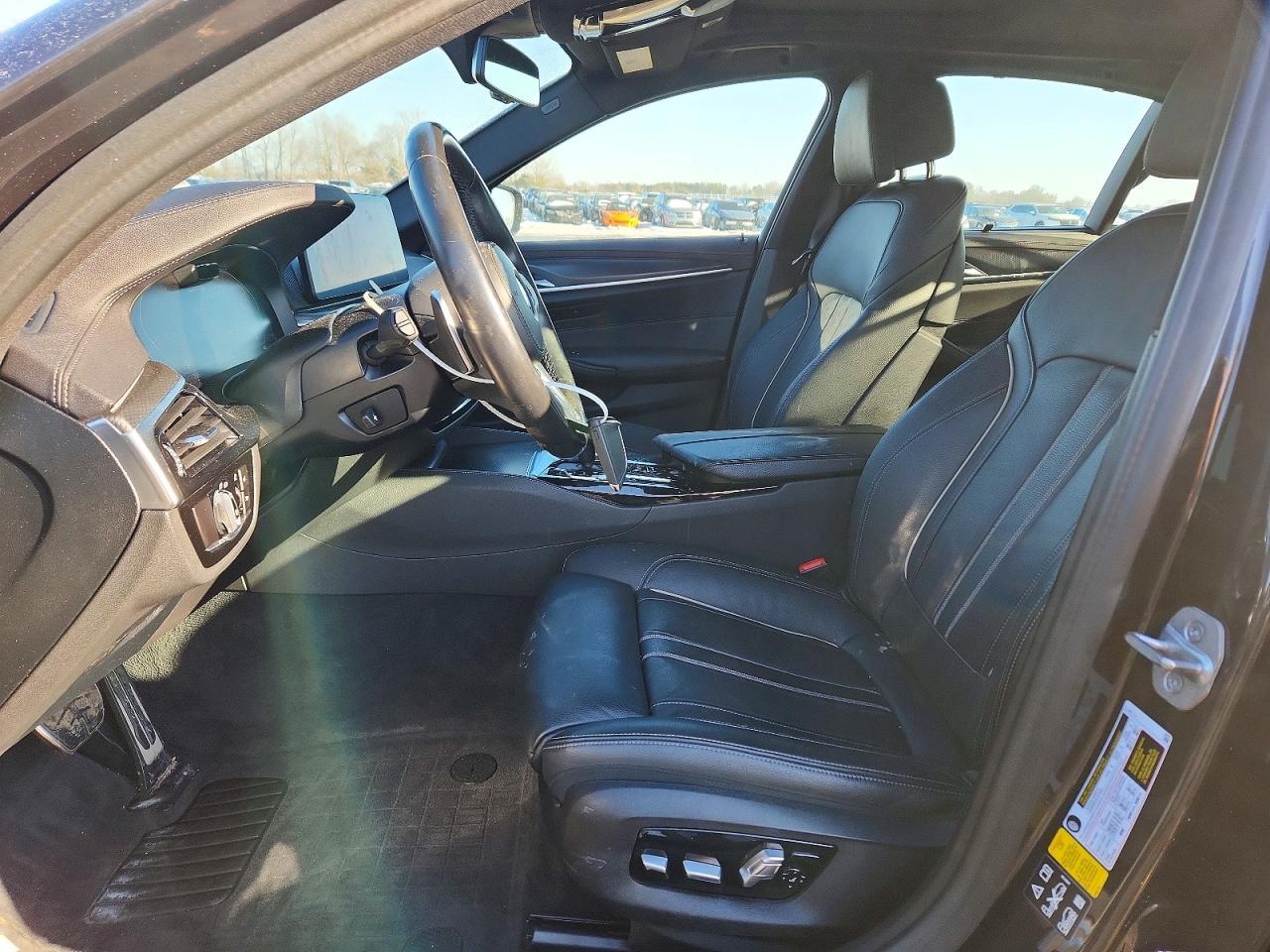 2022 BMW Motorrad M550Xi - Image 7