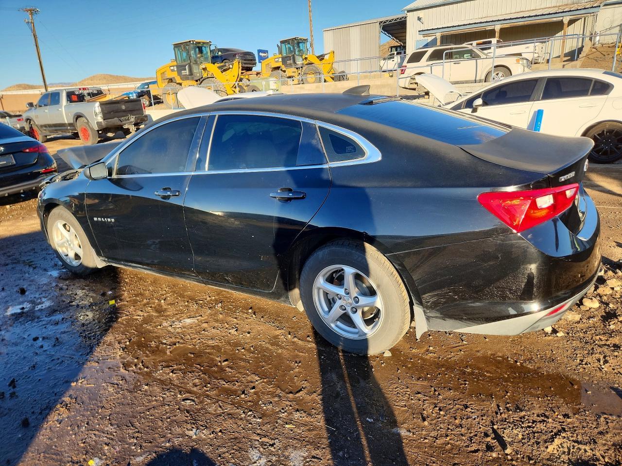 2017 Chevrolet Malibu Ls - Фото 2
