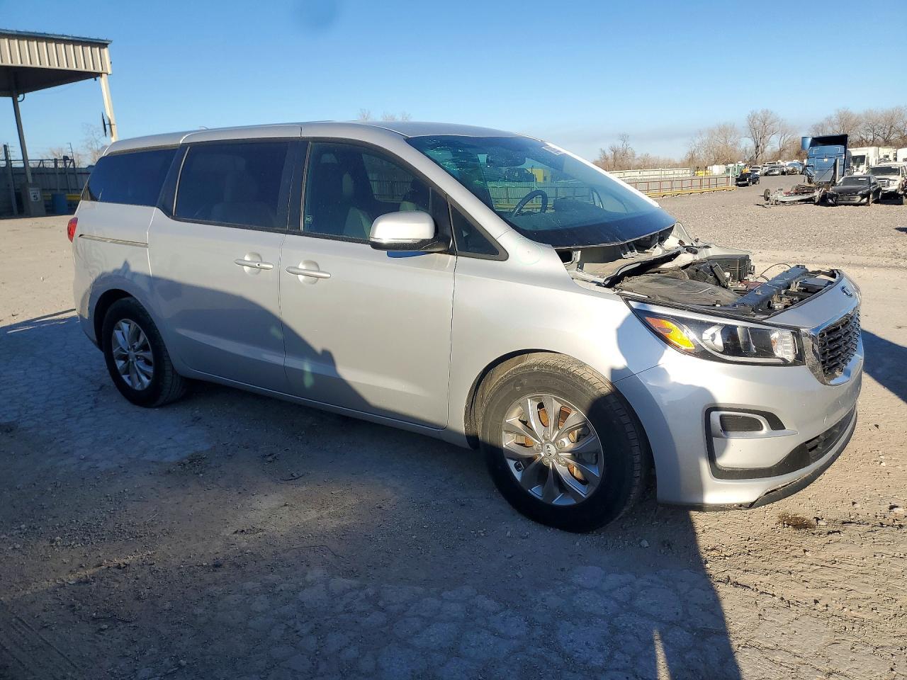 2019 Kia Sedona Lx - Image 4
