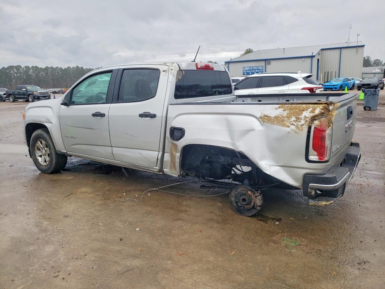 2016 GMC Canyon - Image 2