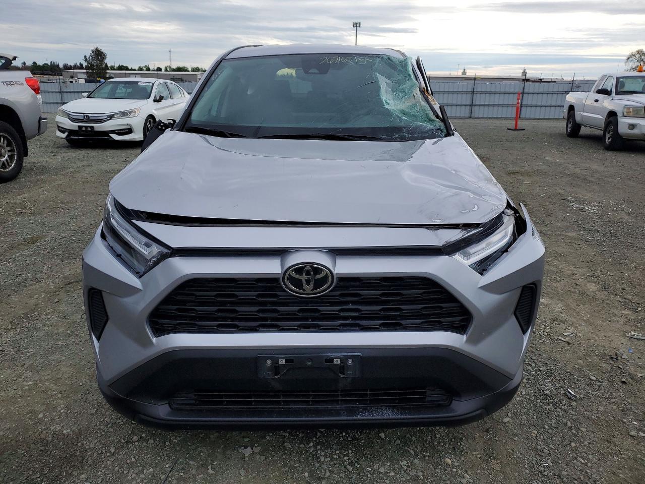 2024 Toyota Rav4 Le - Фото 5