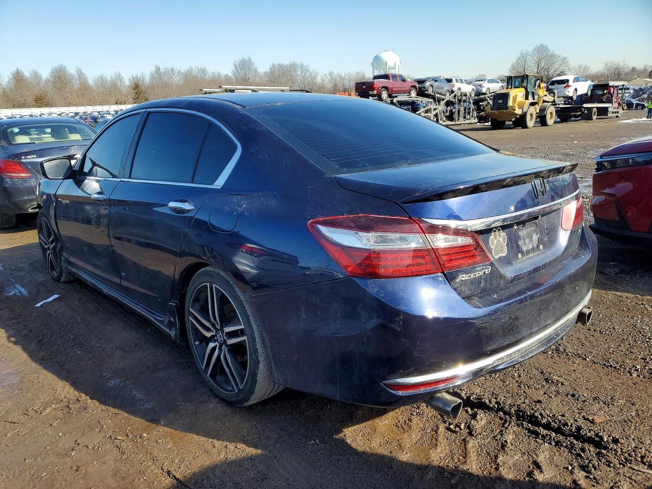 2017 Honda Accord Sport - Фото 2