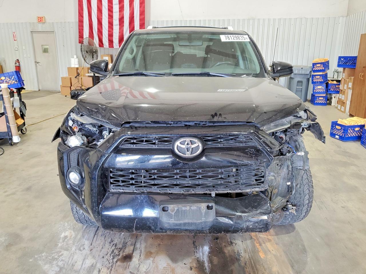 2018 Toyota 4Runner Sr5 - Image 5