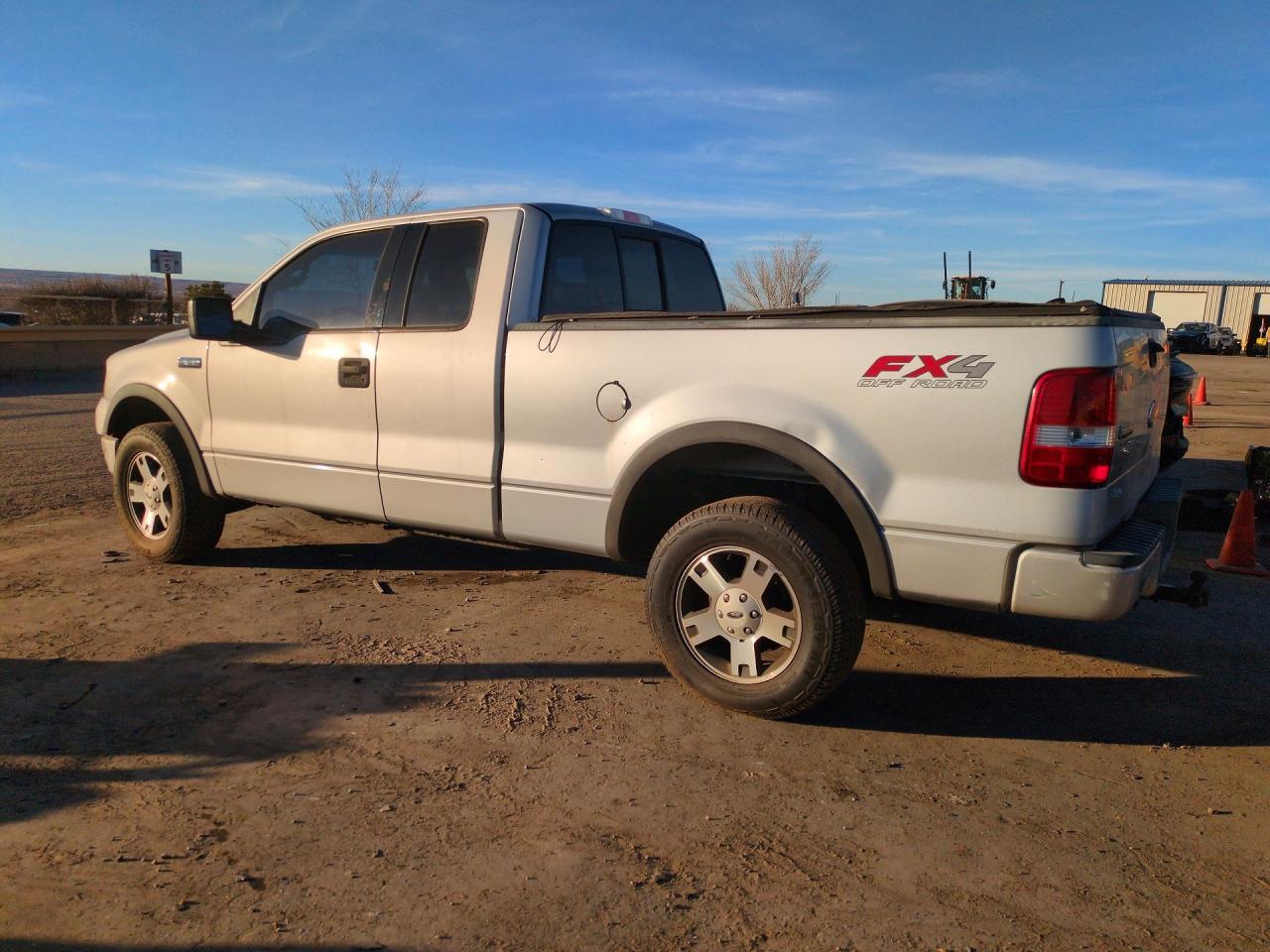 2004 Ford F150 - Фото 2