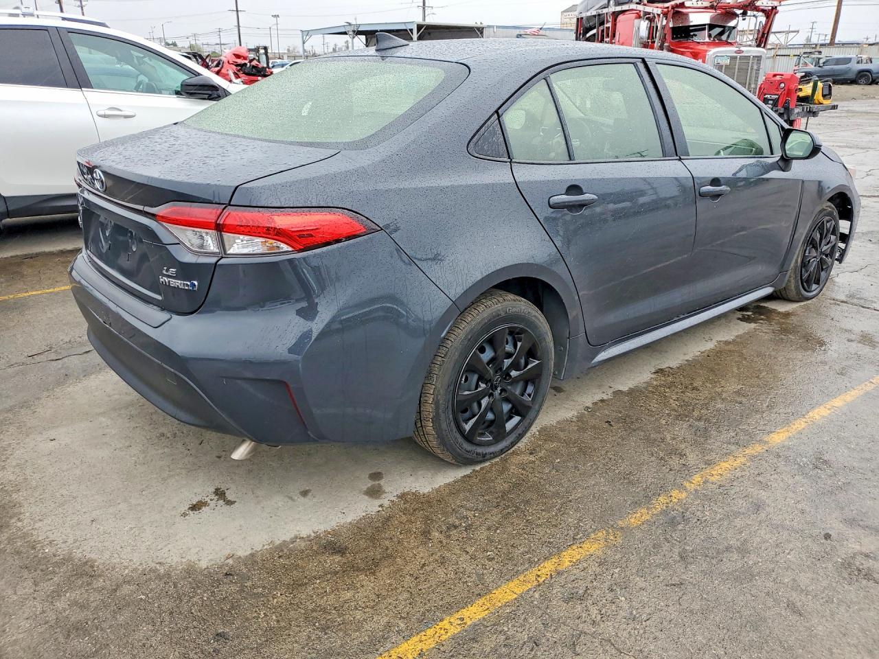 2023 Toyota Corolla Le - Фото 3