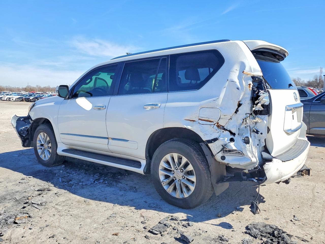 2015 Lexus Gx 460 - Image 2