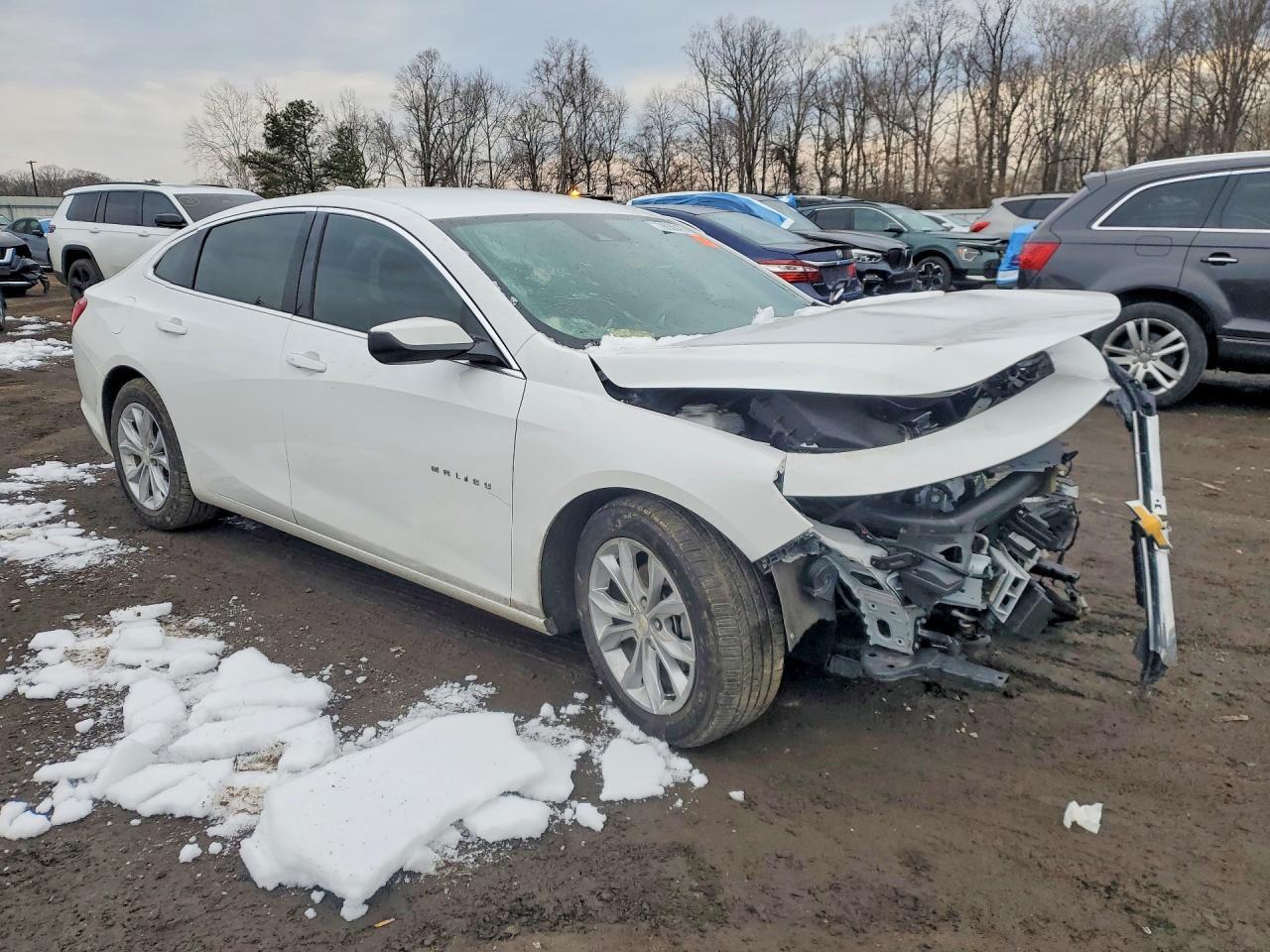 2025 Chevrolet Malibu Lt - Image 4