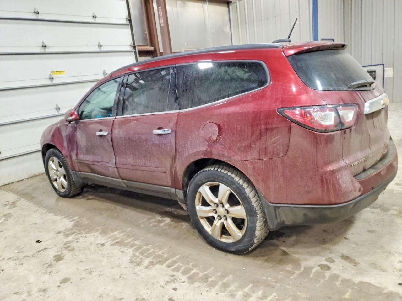 2017 Chevrolet Traverse Lt - Фото 2