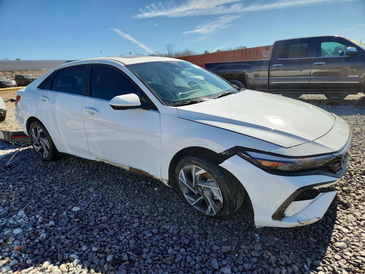 2024 Hyundai Elantra Sel - Image 4