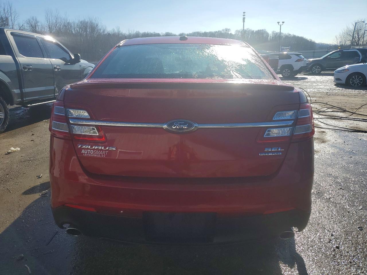2018 Ford Taurus Sel - Image 6