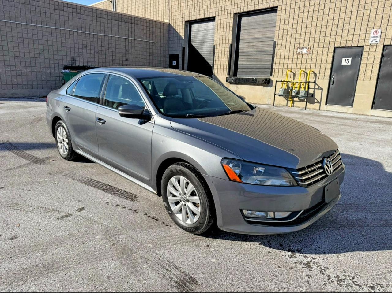 2014 Volkswagen Passat S