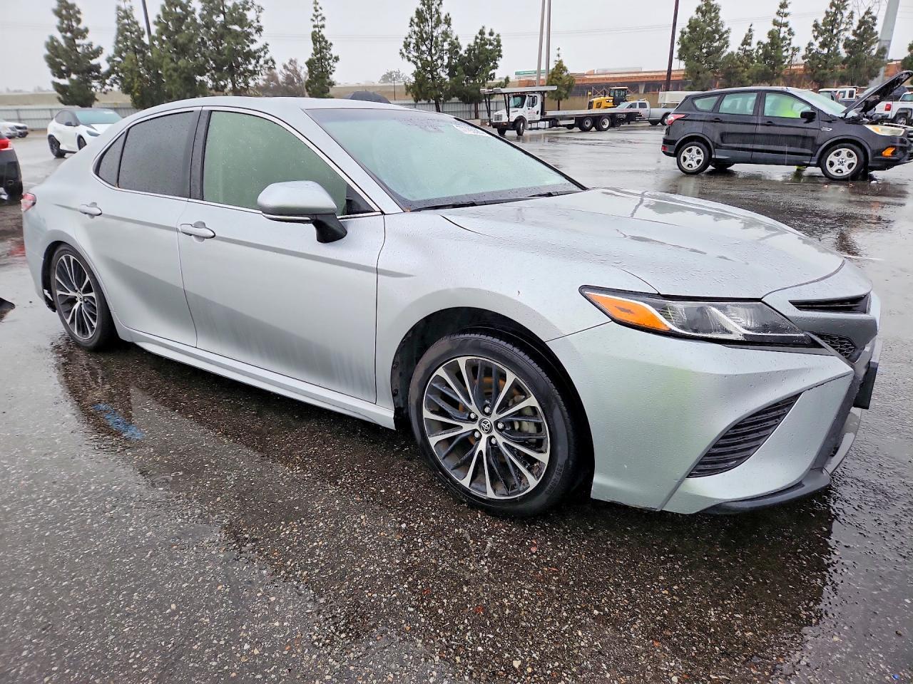 2018 Toyota Camry L - Фото 4