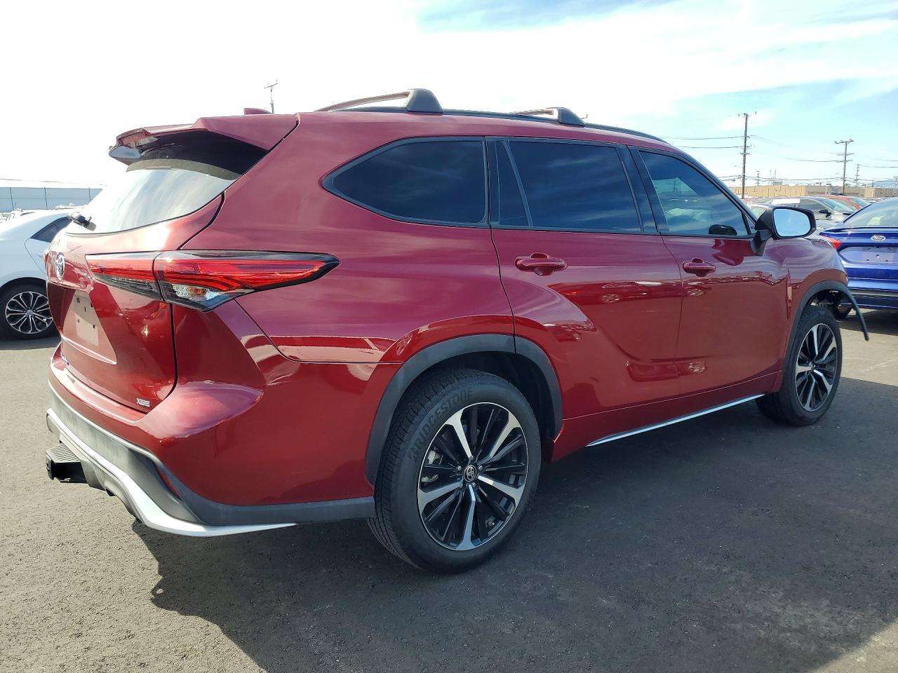 2021 Toyota Highlander Xse - Фото 3