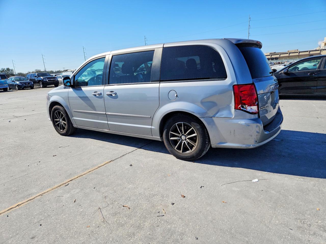 2017 Dodge Grand Caravan Se - Image 2