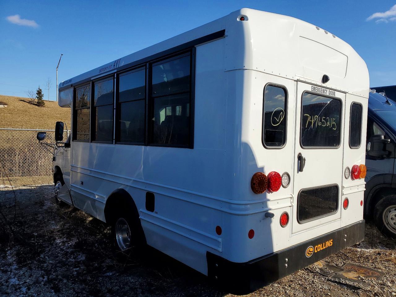 2025 Ford Econoline E350 Super Duty Cutaway Van - Фото 2