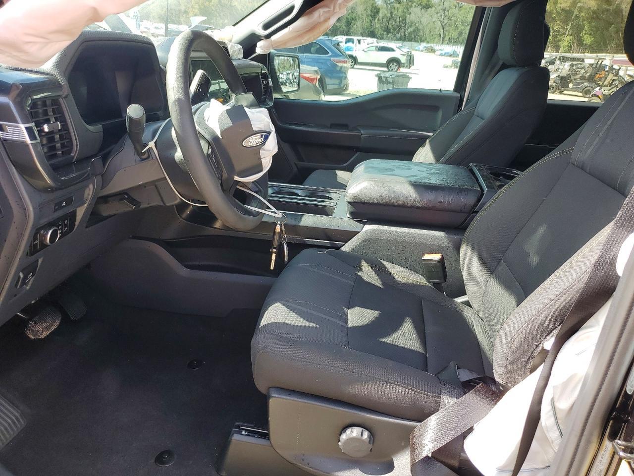 2025 Ford F150 Stx - Фото 7