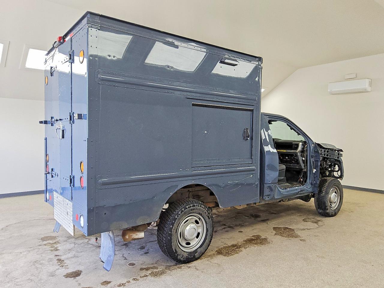 2024 Ford F250 Super - Фото 3