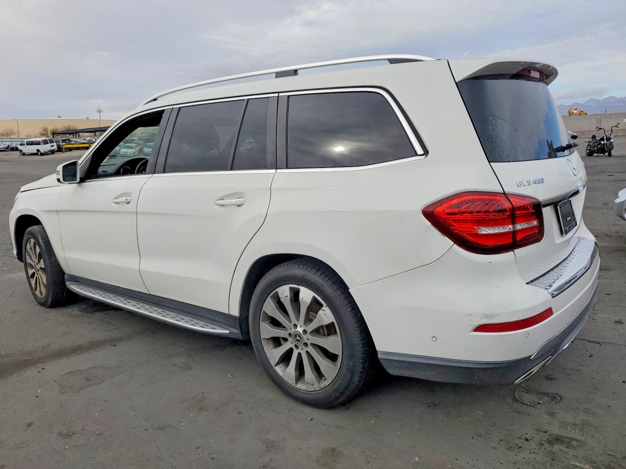 2017 Mercedes-Benz Gls 450 4Matic - Фото 2