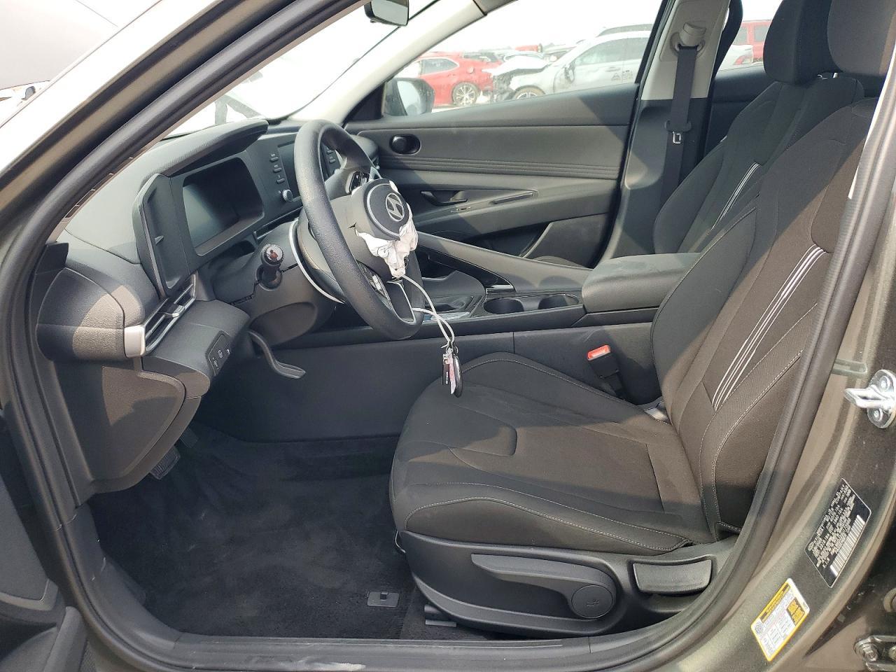 2025 Hyundai Elantra Blue - Фото 7