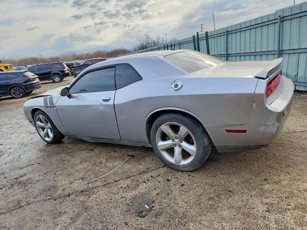 2013 Dodge Challenger Sxt - Фото 2