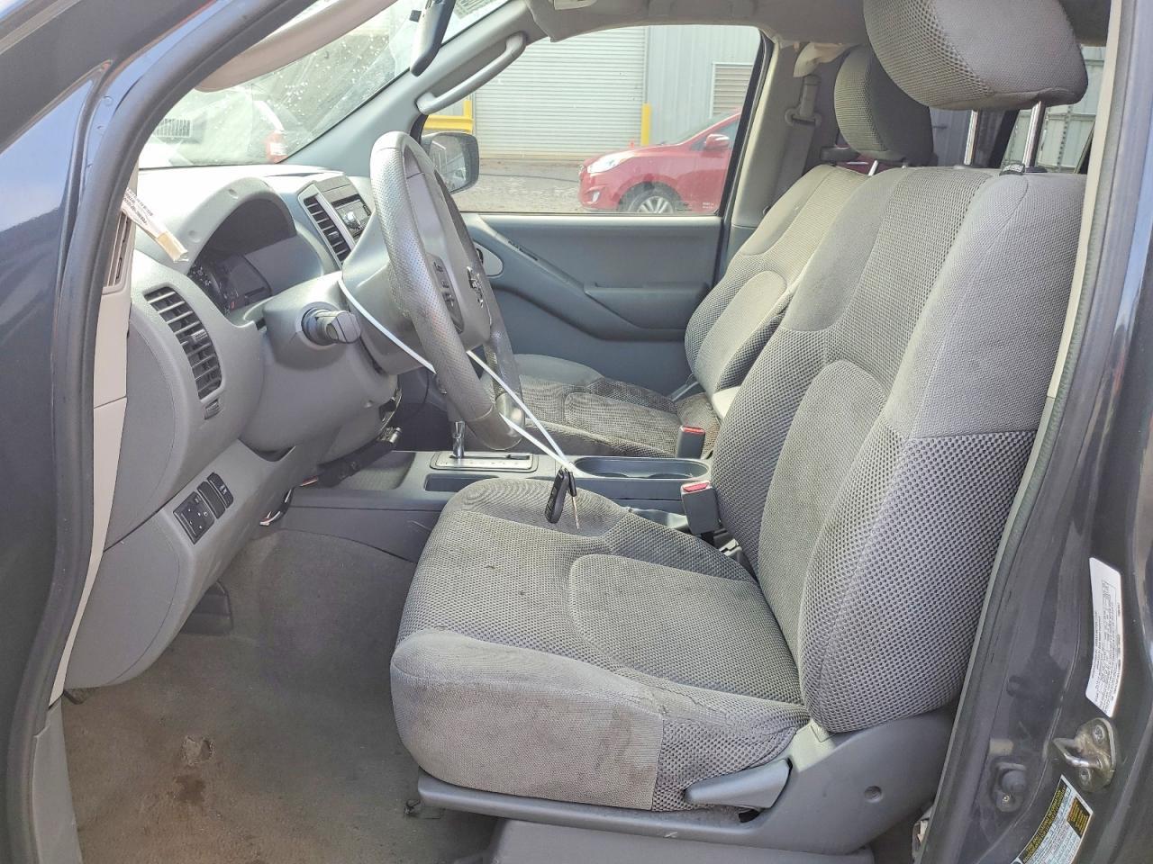 2010 Nissan Frontier Crew Cab - Фото 7