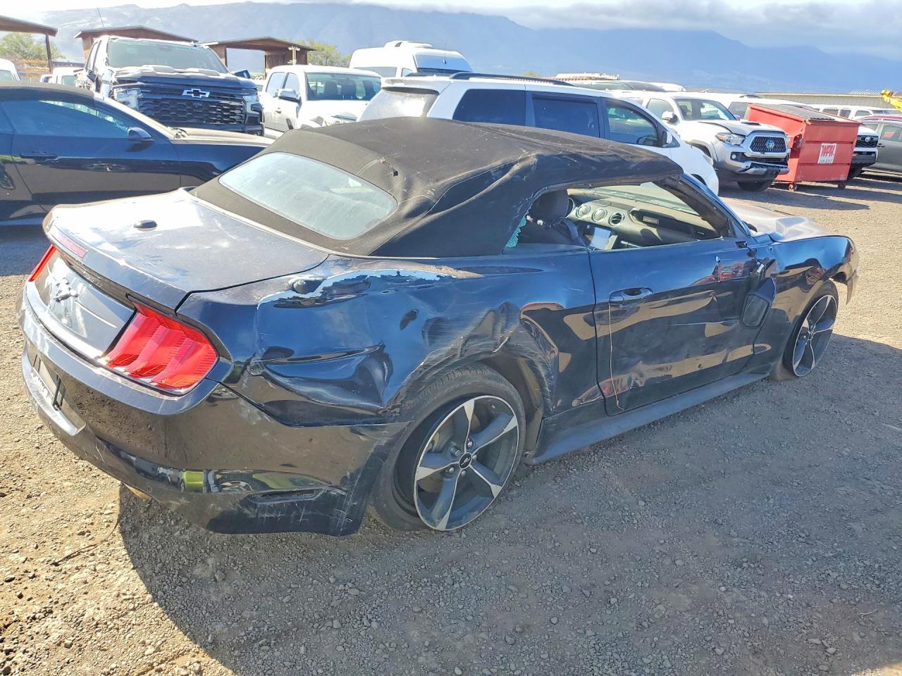 2023 Ford Mustang - Фото 3