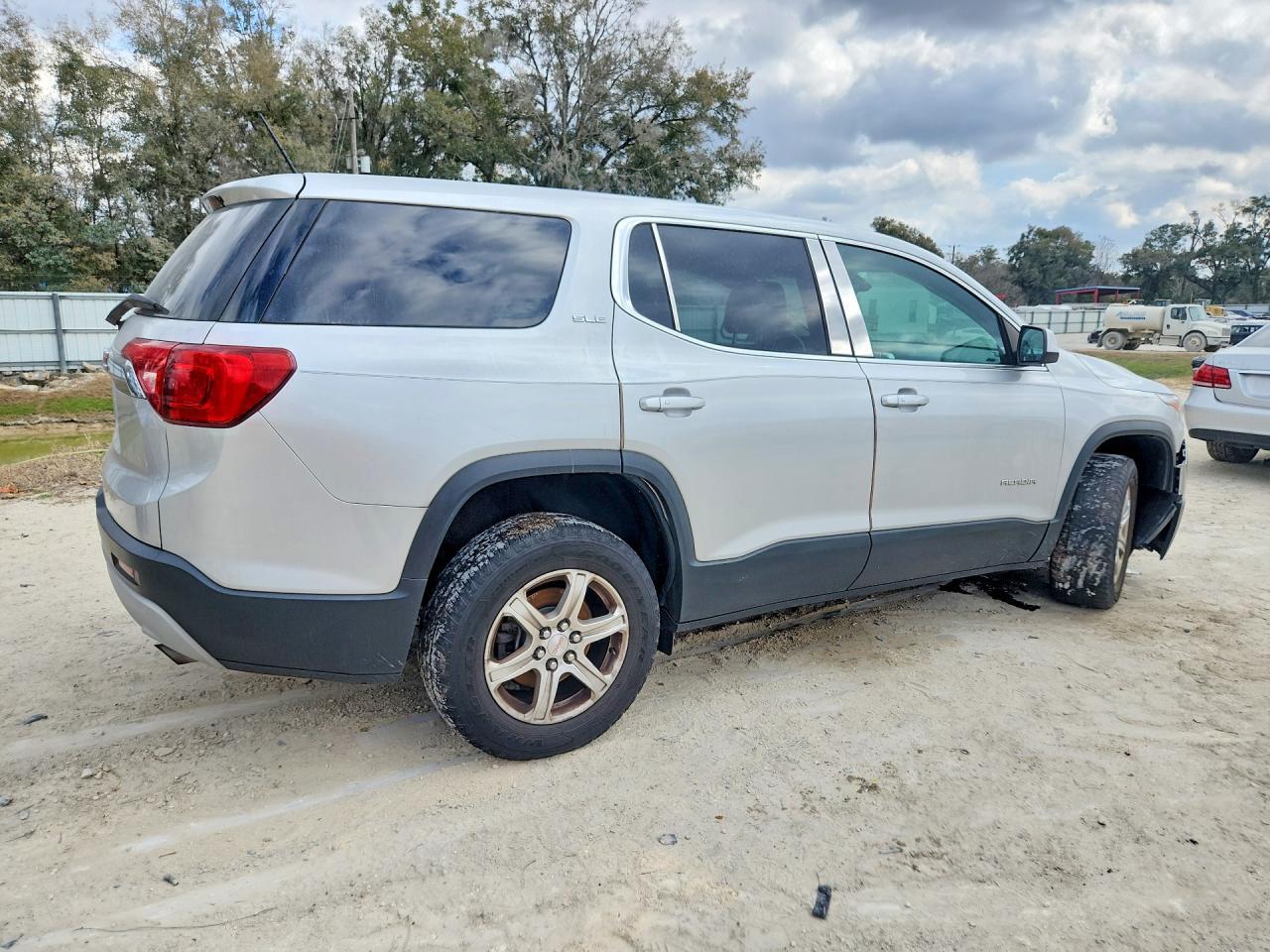 2019 GMC Acadia Sle - Фото 3
