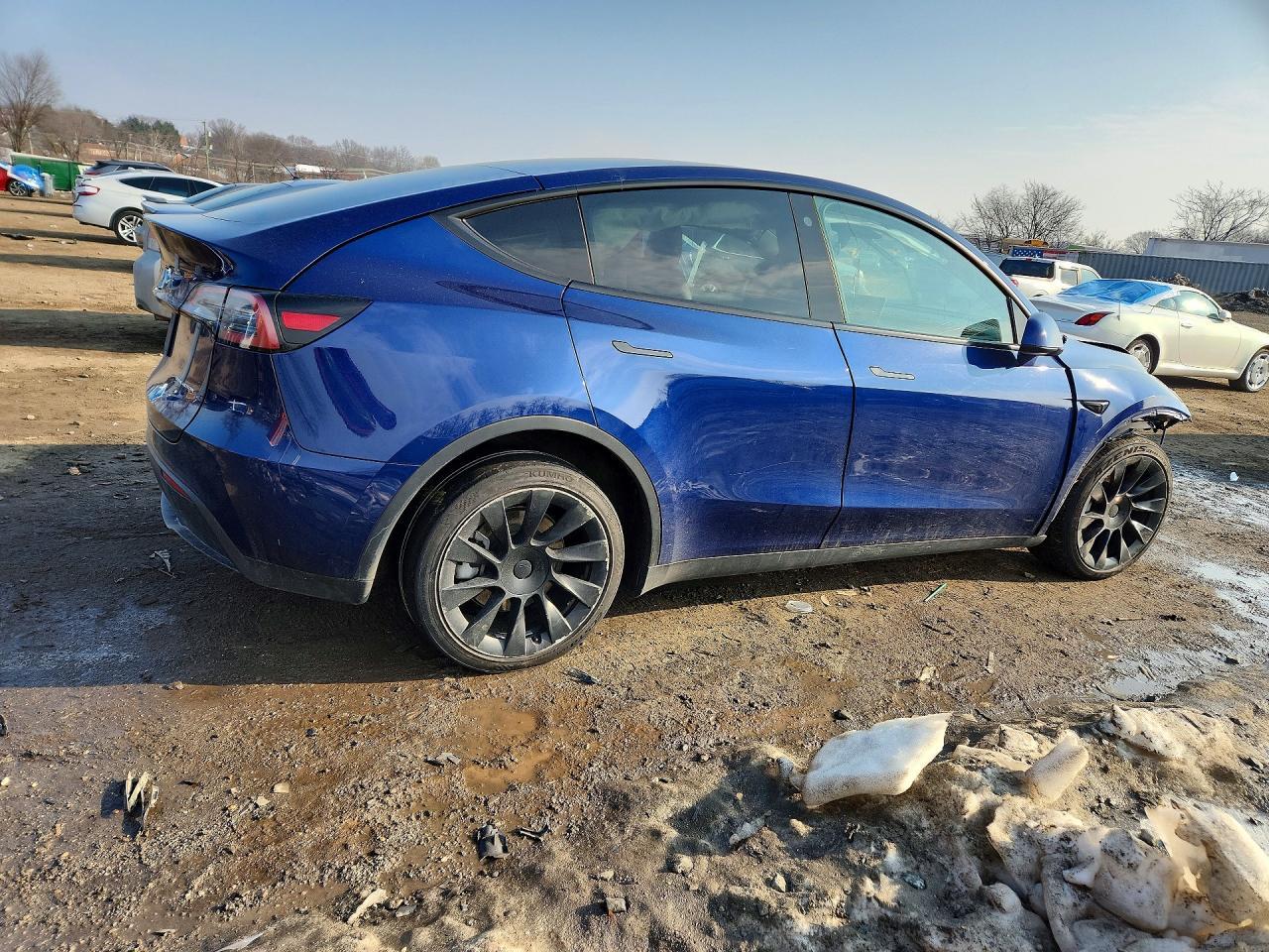 2022 Tesla Model Y - Фото 3