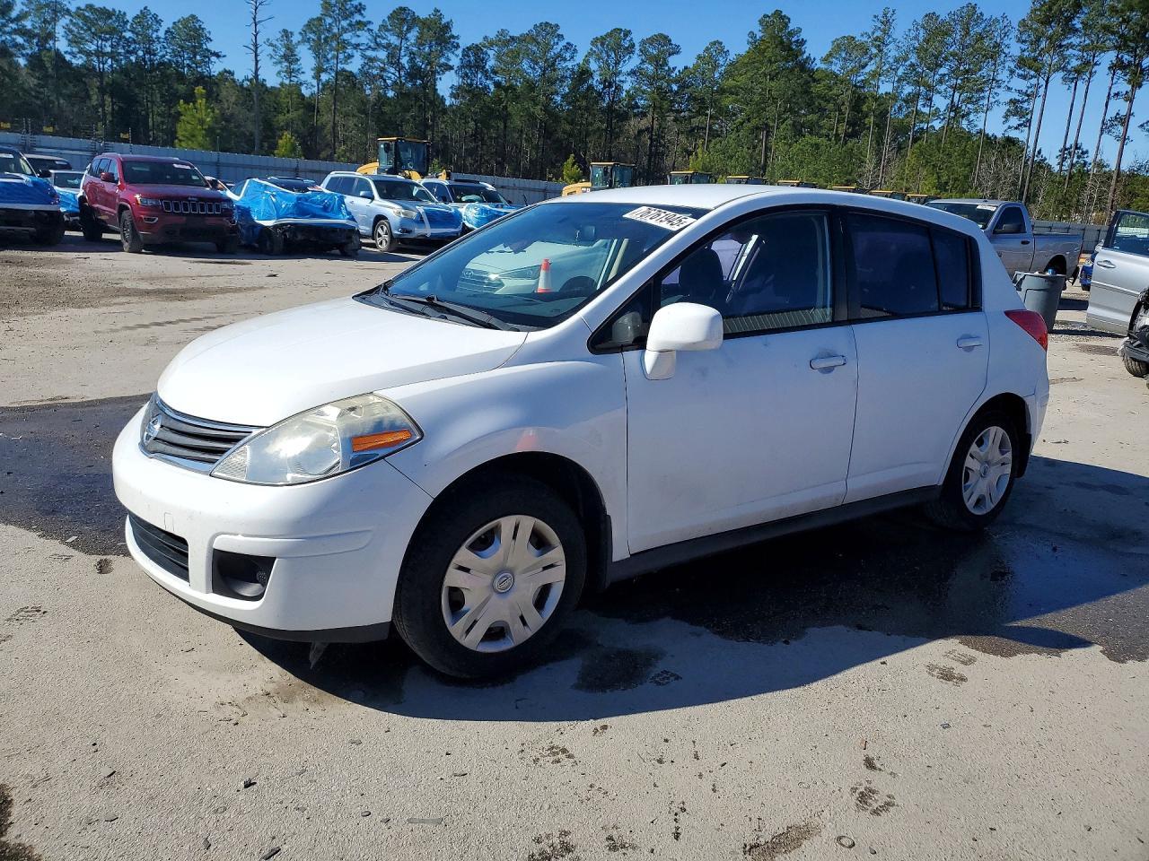2011 Nissan Versa 1.8 S