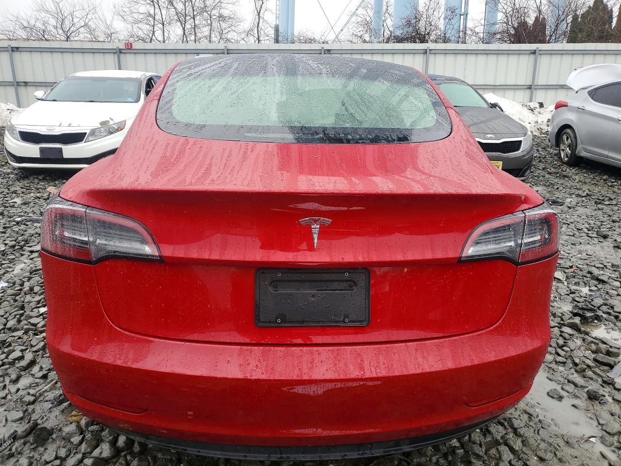 2023 Tesla Model 3 - Фото 6