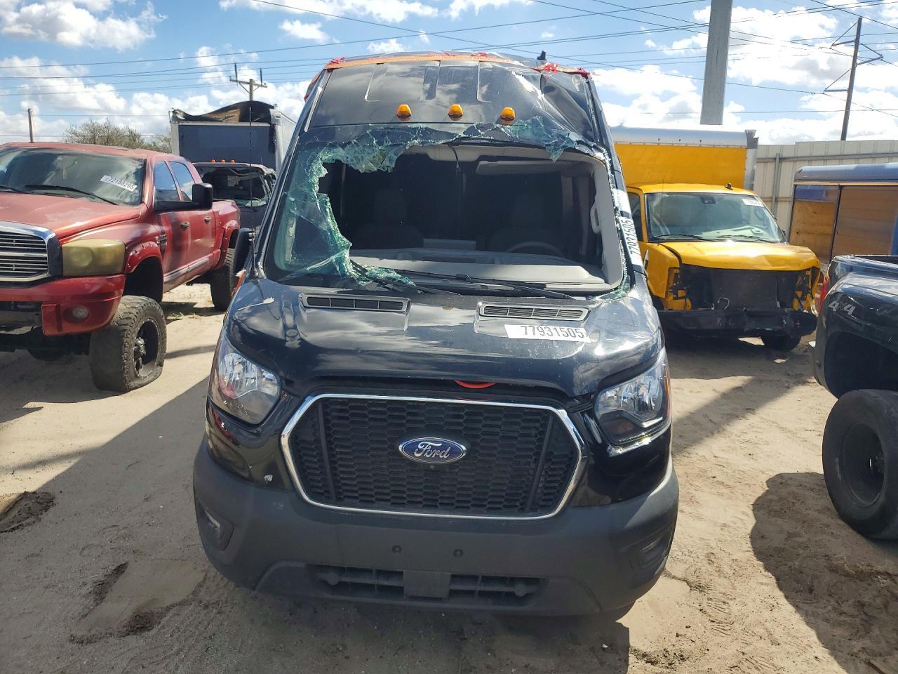 2023 Ford Transit 350 Hd Delivery Van - Фото 5