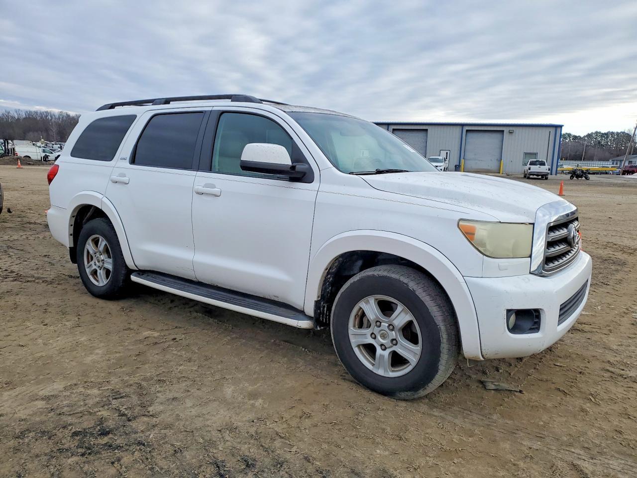 2010 Toyota Sequoia Sr5 - Фото 4