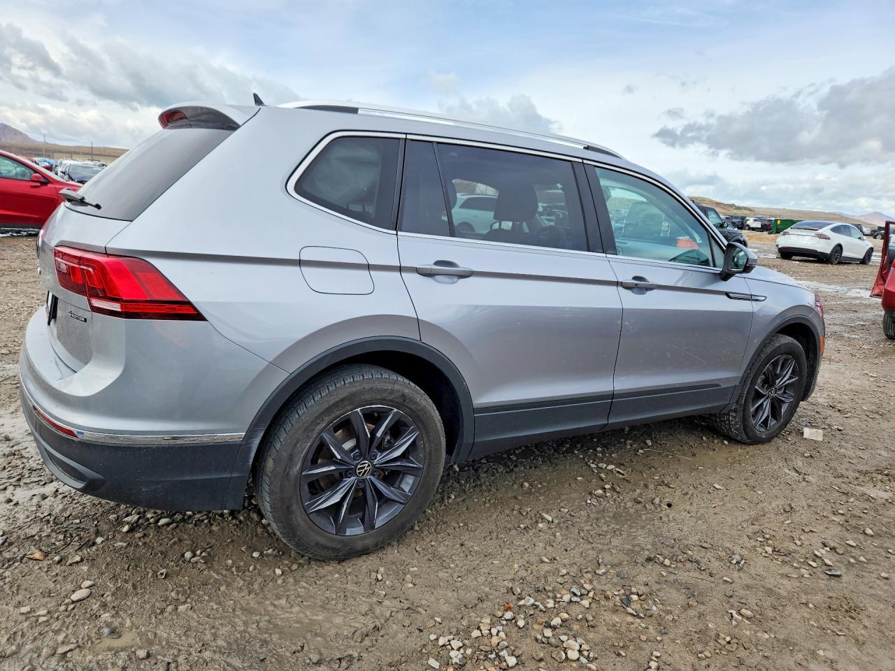 2024 Volkswagen Tiguan Se - Фото 3