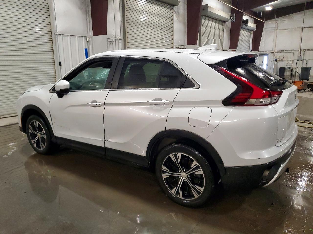 2022 Mitsubishi Eclipse Cross Se - Фото 2